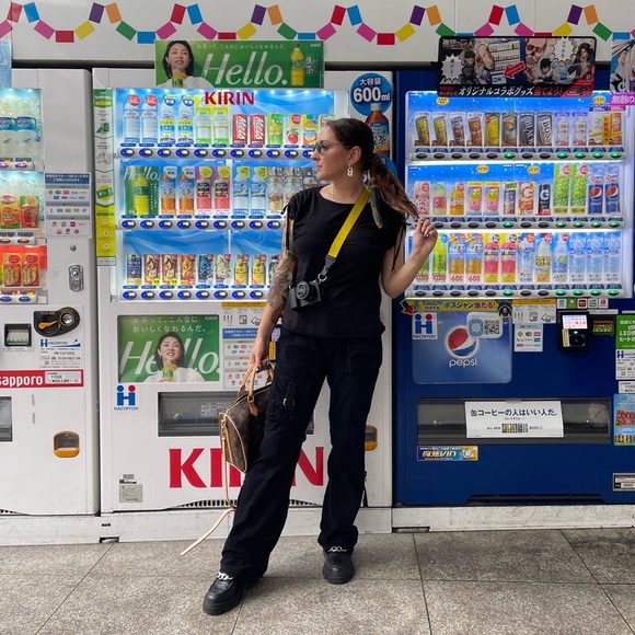 Meet your Posher, Maddison - Picture 3 of 3